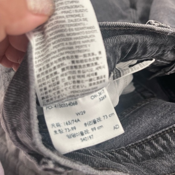 Levi’s Dark Grey Wedgie Straight Jean - Picture 3 of 4